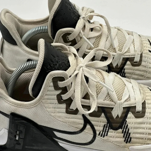 Nike LeBron Witness VI 6 TB Basketball Shoes Men's 8.5 White Black DO9843-100 - Picture 4 of 10